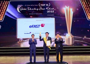 VietinBank eFAST - Dịch vụ ngân hàng duy nhất lọt Top 10 Sao Khuê 2022
